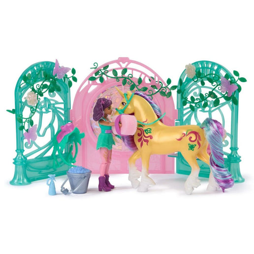 Unicorn Academy Kleine Stall mit einem farbwechselnden Einhorn