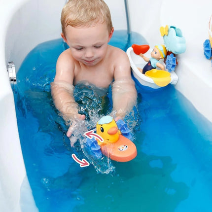 BABY born Splish Splash Berta auf dem Surfbrett