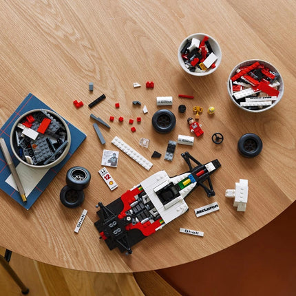 LEGO® Icons 10330 McLaren MP4_4 und Ayrton Senna