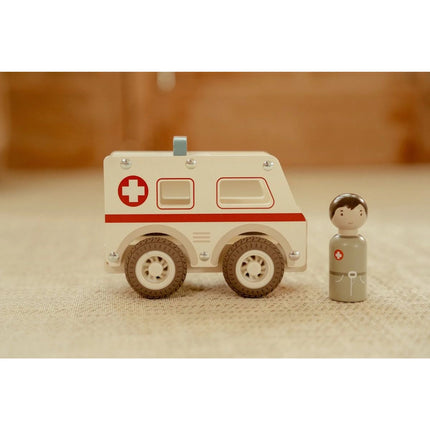 Holzkrankenwagen