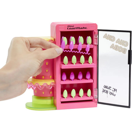LOL Surprise OMG Nagelstudio mit Puppe Pinky Pops Fruit Shop