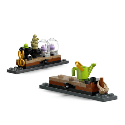 LEGO® Harry Potter™ 76445 Schloss Hogwarts: Kräuterkunde-Unterricht
